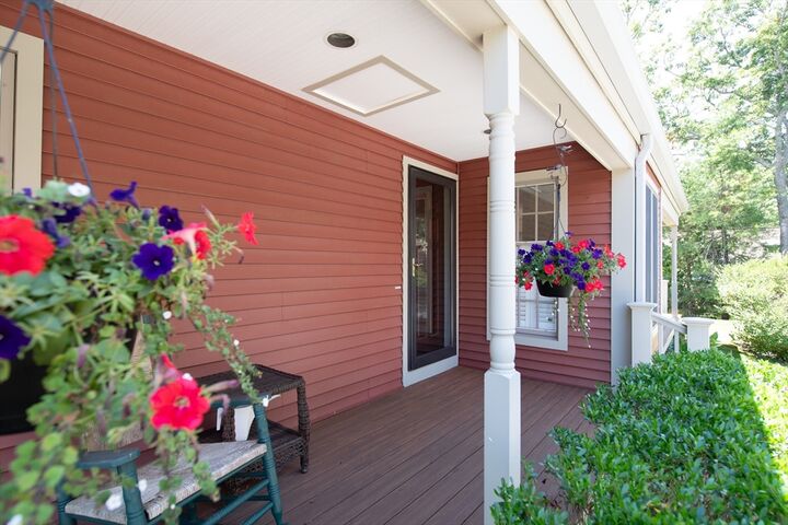 Property Photo:  10 Village Green Circle  MA 02649 