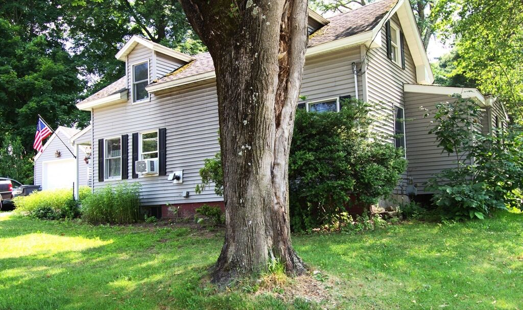 Property Photo:  41 Worcester Street  MA 01519 