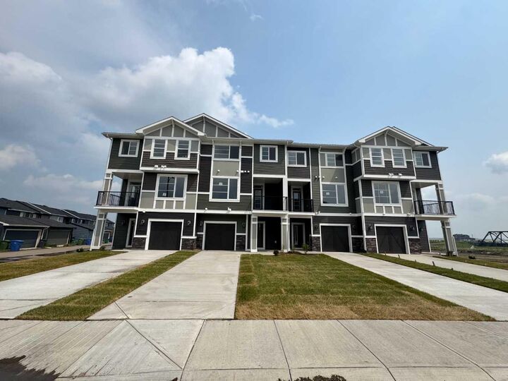 Property Photo: 4 Waterford Glen AB T1X 2T8