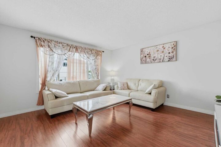 Property Photo: 269 Tarington Close NE AB T3J 3Z2