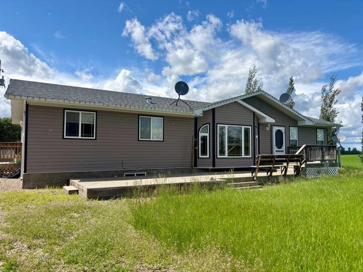 474059 Range Road 74 — photo 1