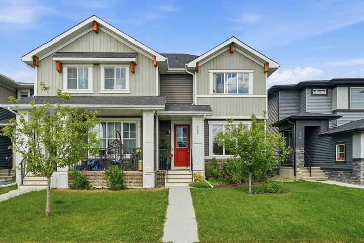 332 Lawthorn Way SE — photo 1