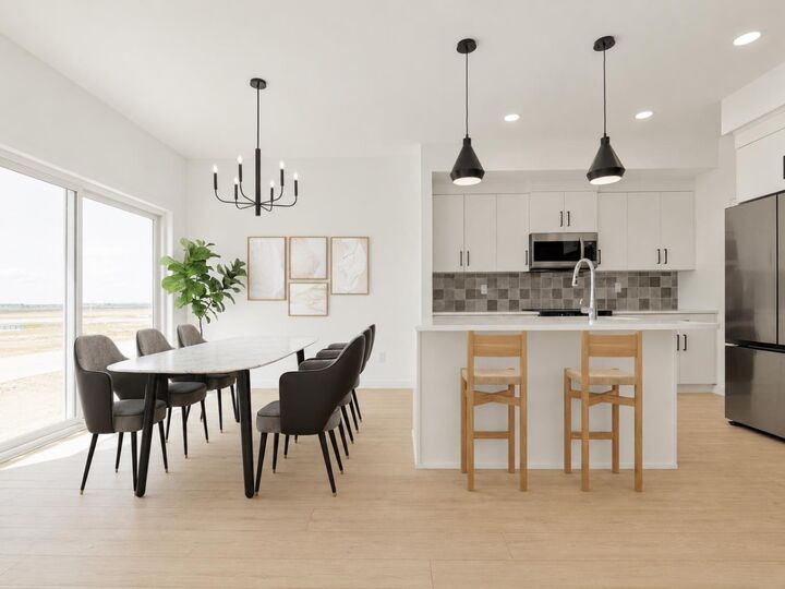 Property Photo:  554 Malahat Green W  AB T1J 5W4 
