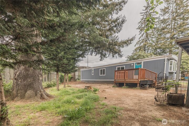 Property Photo: 11424 36th Drive NE 54 WA 98271