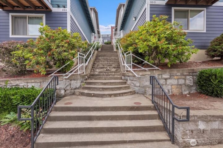 Property Photo:  226  Broadway 20  WA 98402 