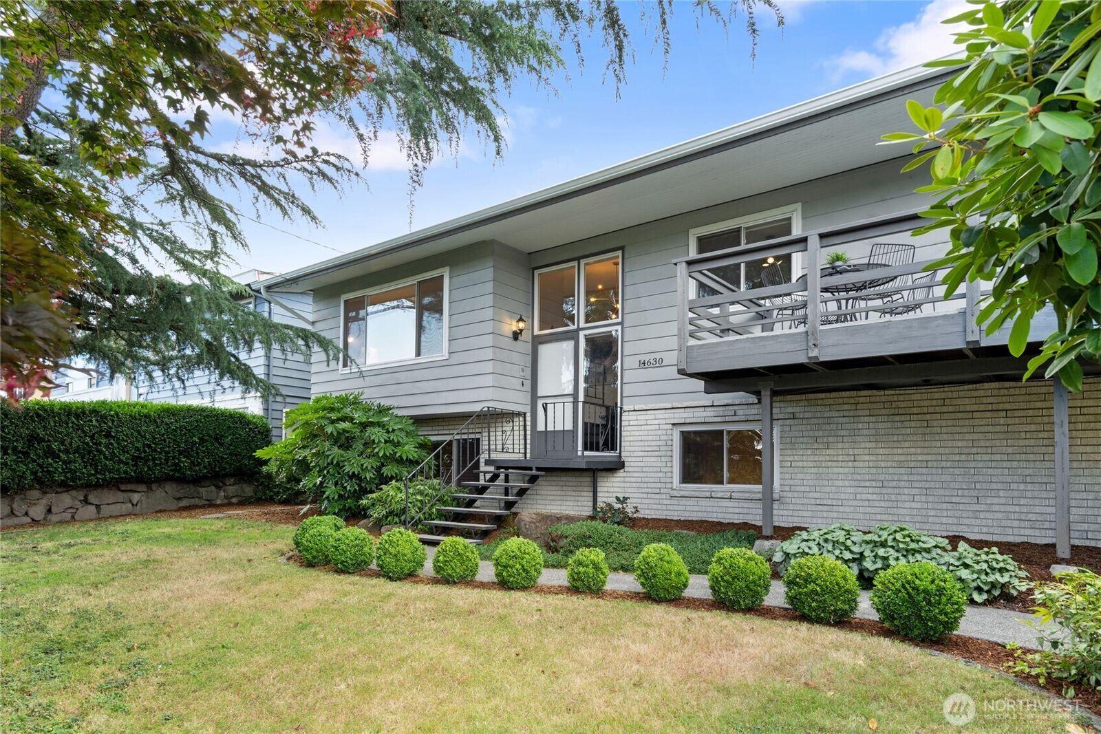 Property Photo:  14630  4th Avenue S  WA 98168 