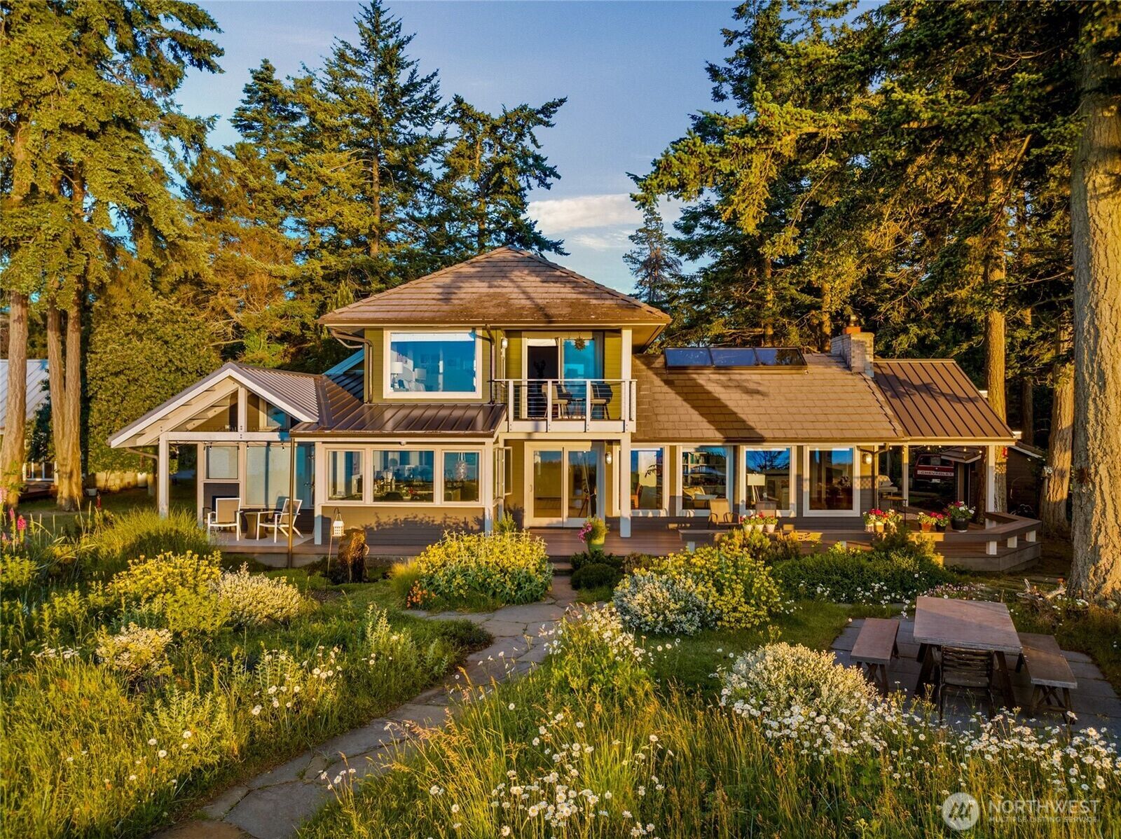Property Photo: 115 Donahue Lane WA 98245