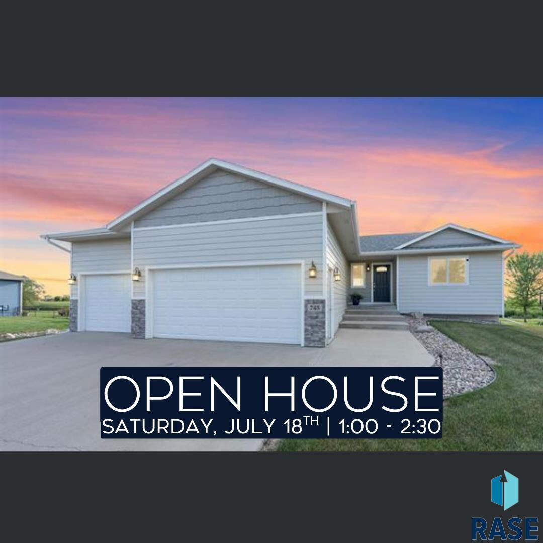 Property Photo: 745 Fox Ct SD 57064