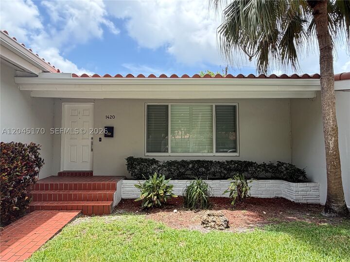 Property Photo:  1420 Baracoa Ave  FL 33146 