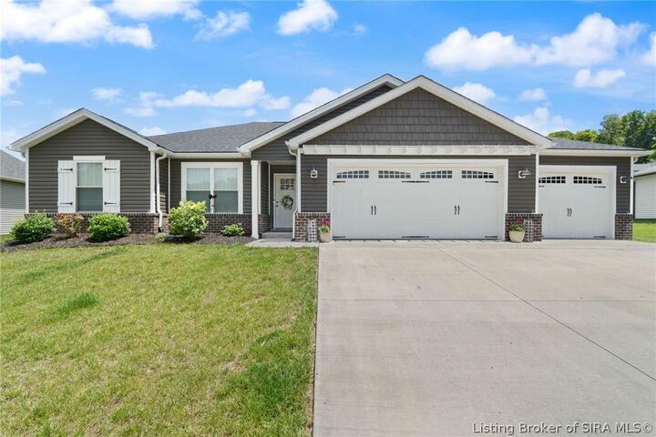 Property Photo: 4103 Cedar Creek Court IN 47119