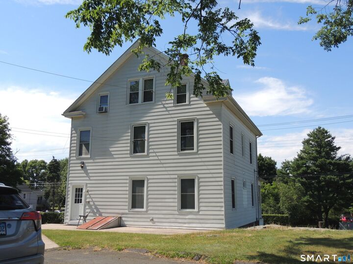 Property Photo:  132 Silver Sands Road 1  CT 06512 