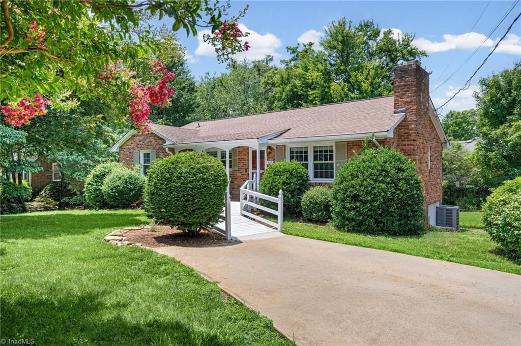 Property Photo:  1650 Sandersted Road  NC 27103 