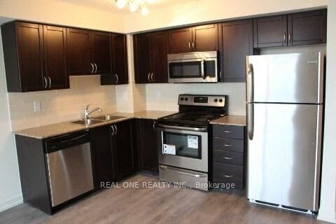 Property Photo: 812 Lansdowne Avenue 624 ON M6H 4K5