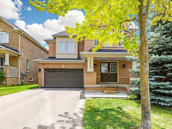 Property Photo: 35 Mynden Way ON L3X 3A7