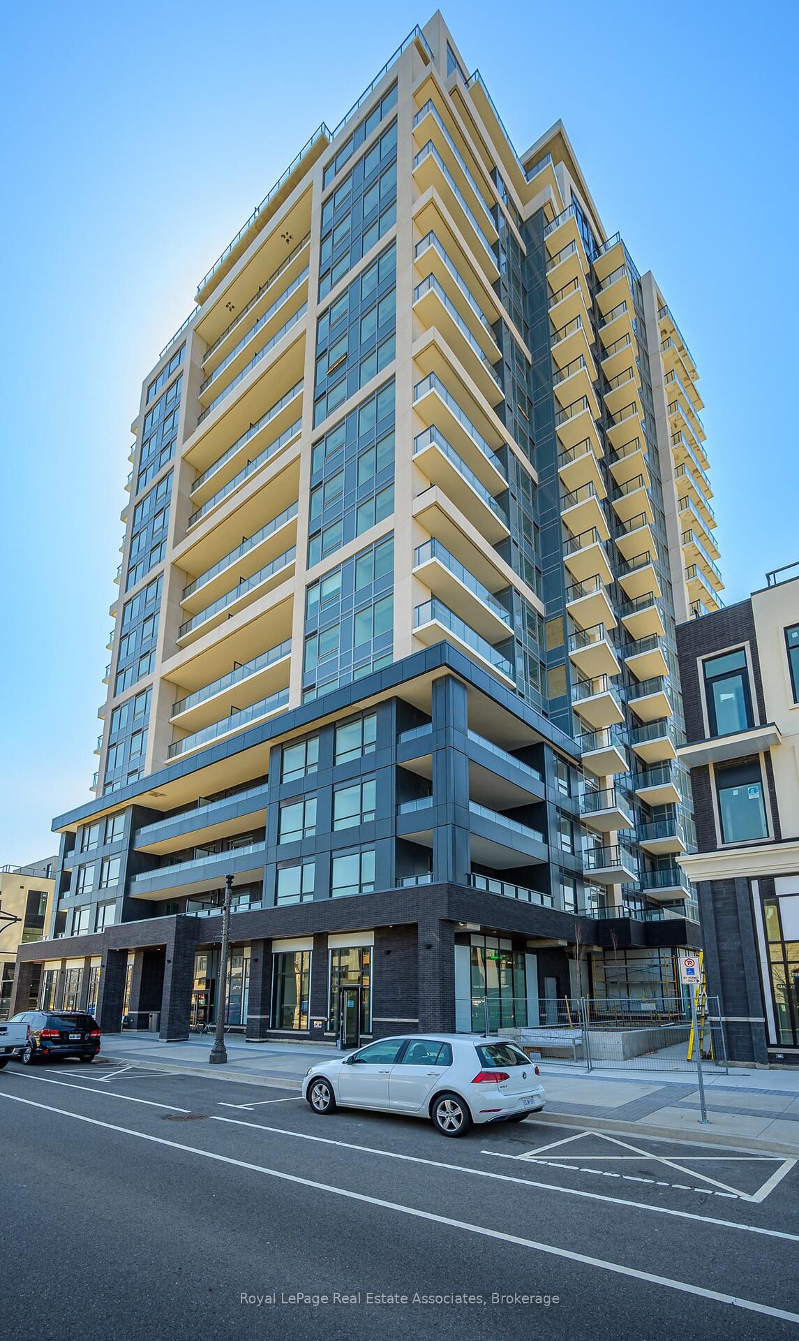 Property Photo: 385 Winston Road 506 ON L3M 4E8