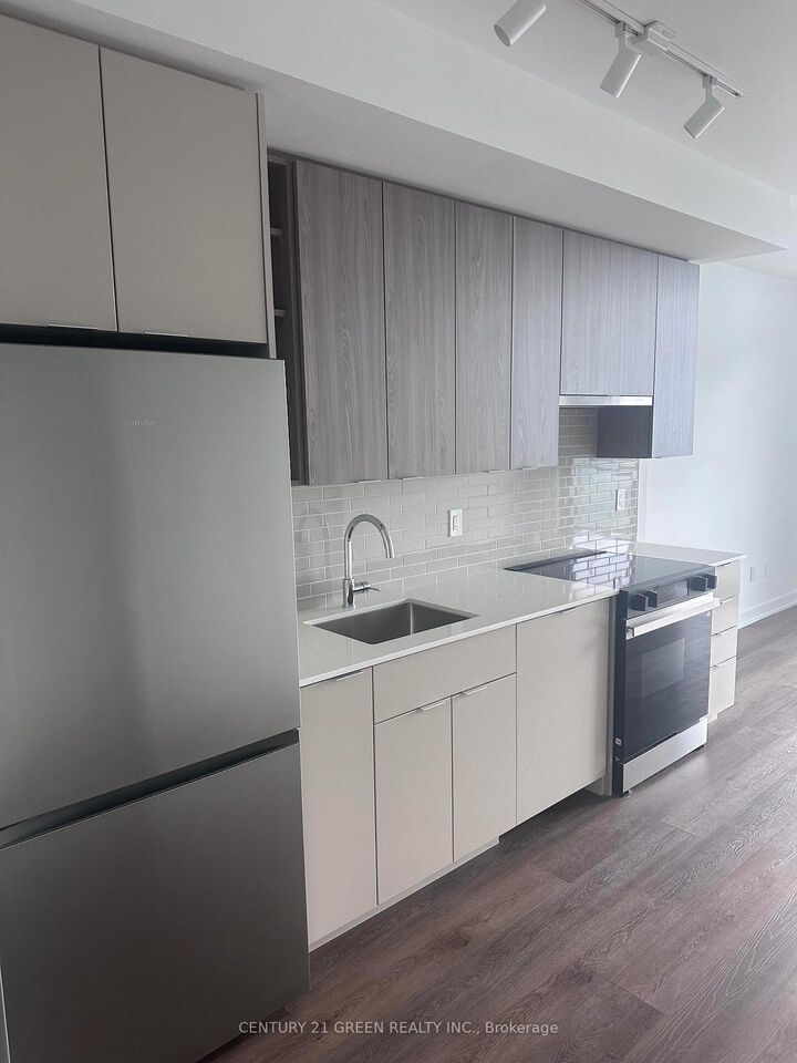 Property Photo:  2075 Lakeshore Road 2211  ON L7R 0H3 