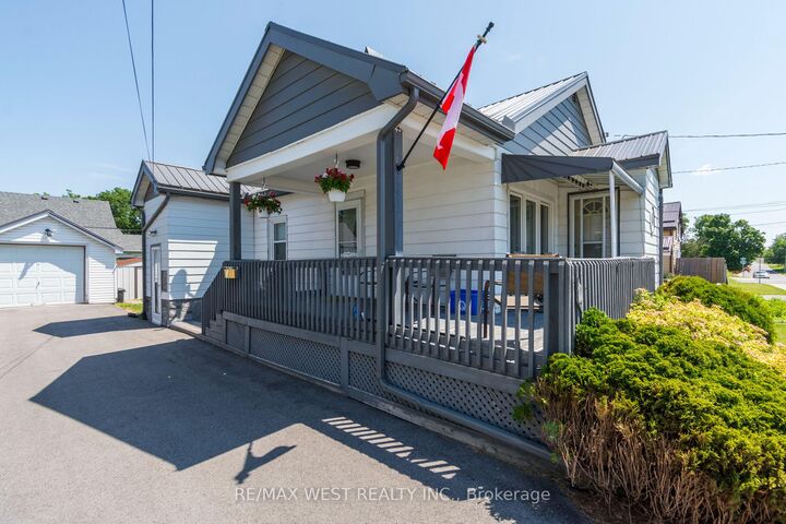 Property Photo: 4 George Street ON K8V 1R1