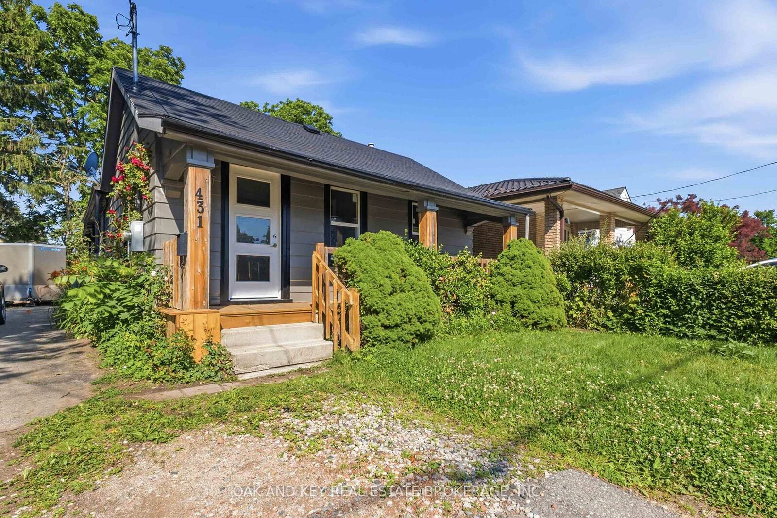Property Photo: 431 Burdick Place ON N5W 4P4