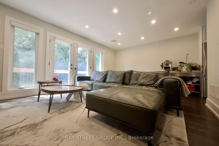 Property Photo: 22 Thurgate Crescent ON L3T 4G3