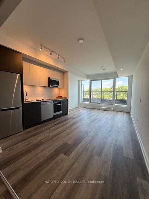 Property Photo: 6 Chartwell Road 323 ON M8Z 0H2