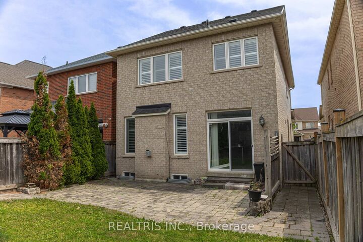 Property Photo: 7 Mantle Avenue ON L4A 0M6