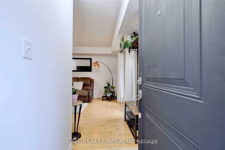 Property Photo:  2504 Post Road 19  ON L6H 0K1 
