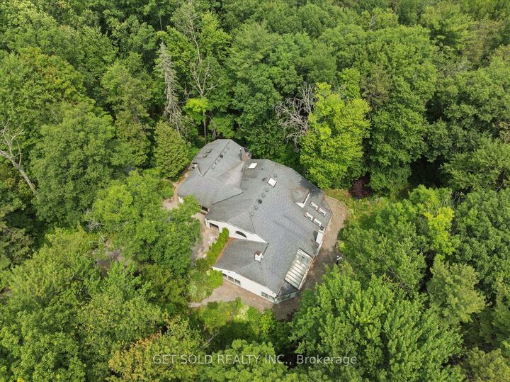 Property Photo: 80 White Pine Trail ON L4E 3L8