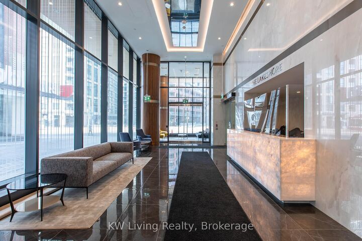 Property Photo:  19 Bathurst Street 1006  ON M5V 0N2 