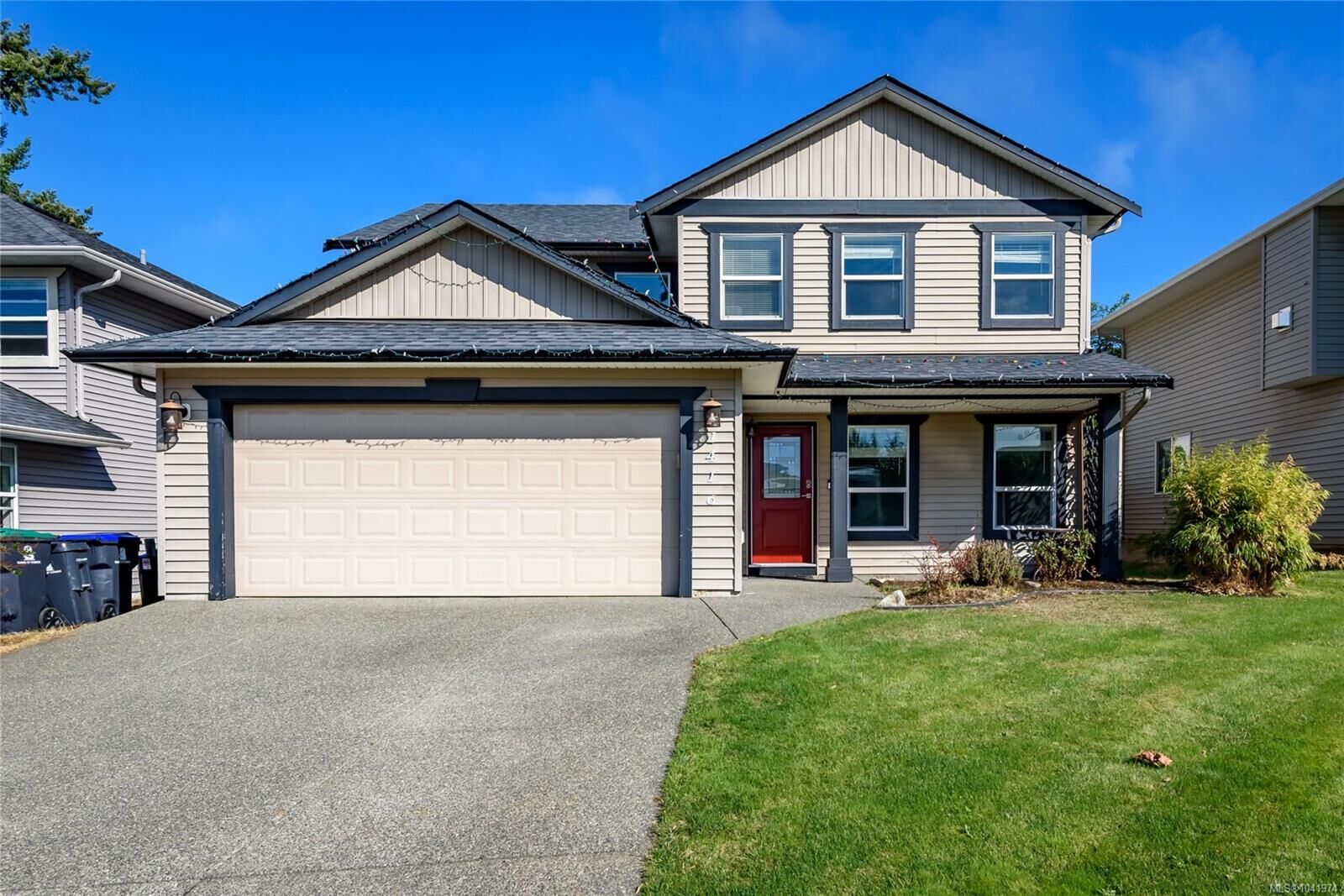Property Photo: 1416 Noel Ave BC V9M 3C6