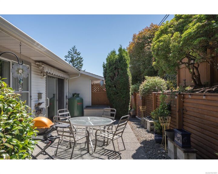 Property Photo:  450 Bay Ave #20  BC V9P 2K2 