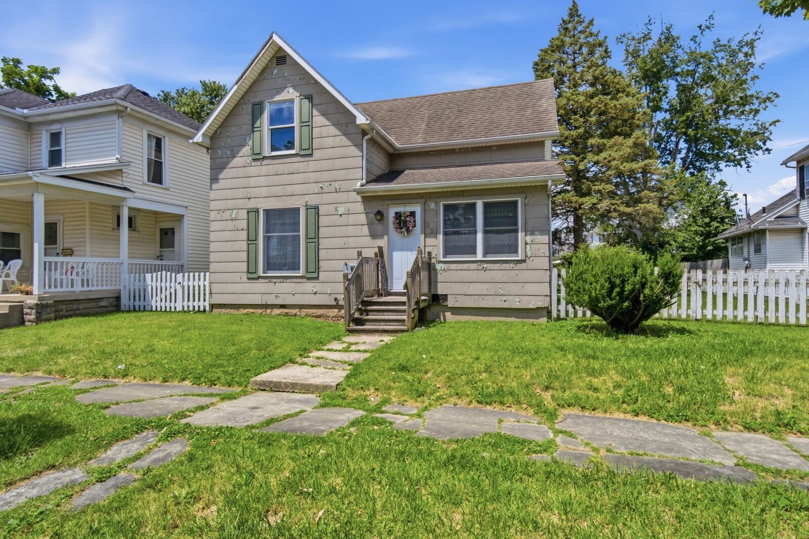 Property Photo:  331 S Court Street  OH 43040 