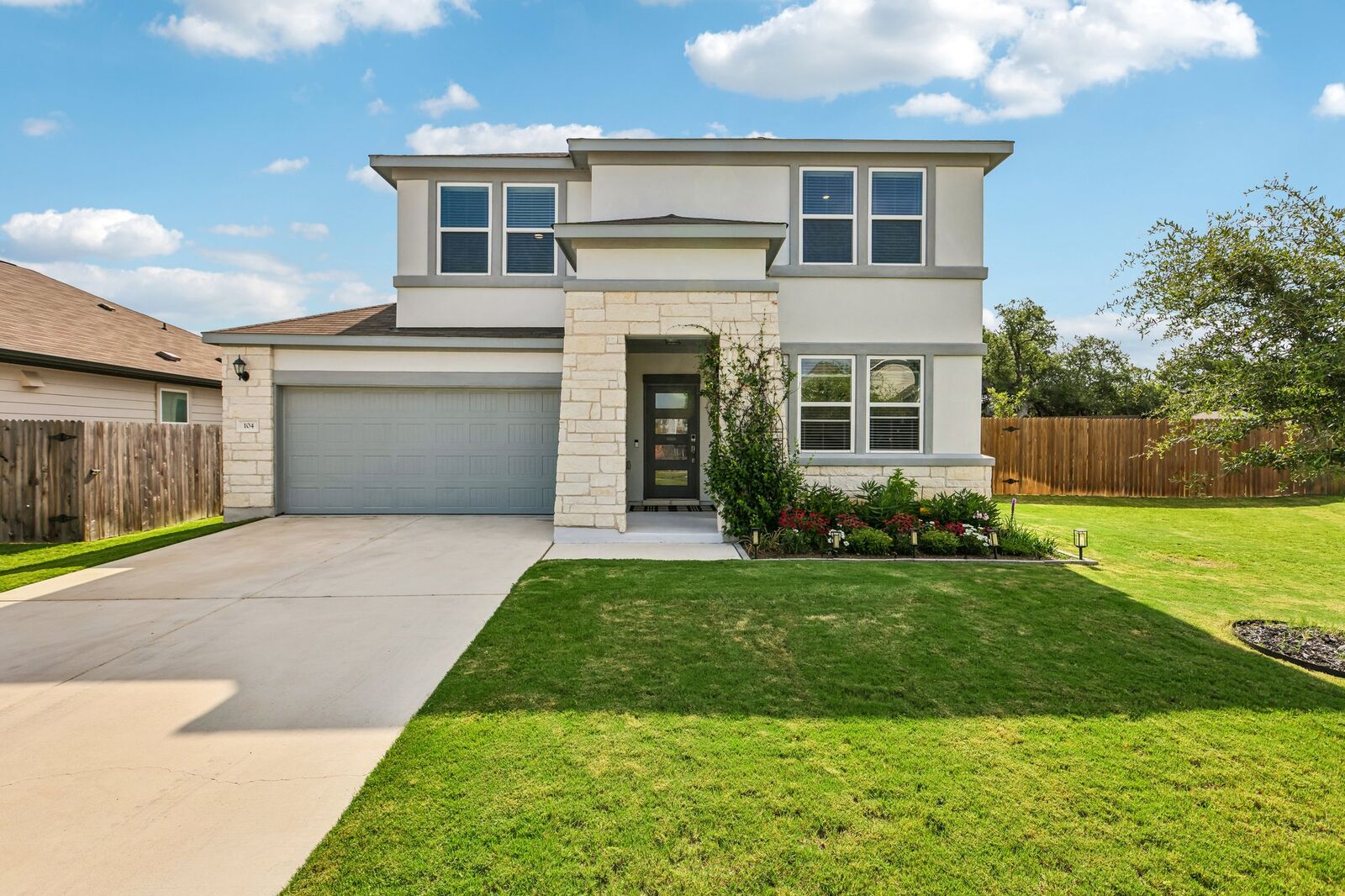 Property Photo:  104 Terminus Trail  TX 78642 