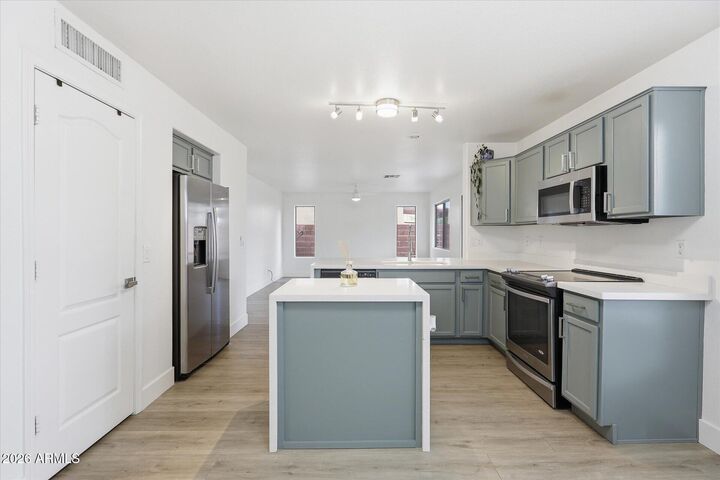 Property Photo: 12645 W Colter Street AZ 85340