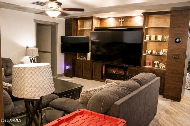 Property Photo: 223 E Harvard Drive AZ 85283