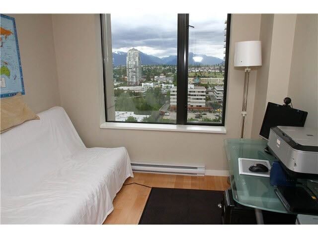 Property Photo:  2345 Madison Avenue 1906  BC V5C 0B4 