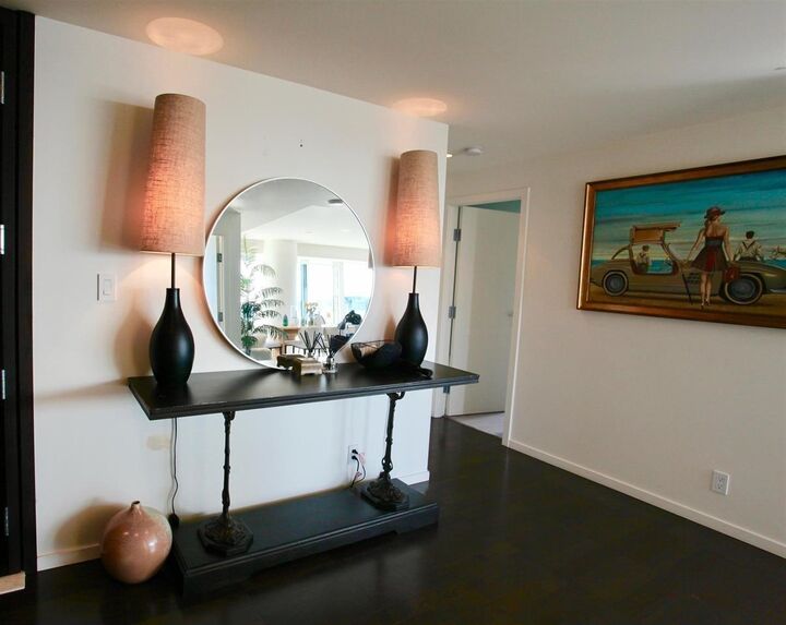 Property Photo: 1011 W Cordova Street 4203 BC V6C 0B2