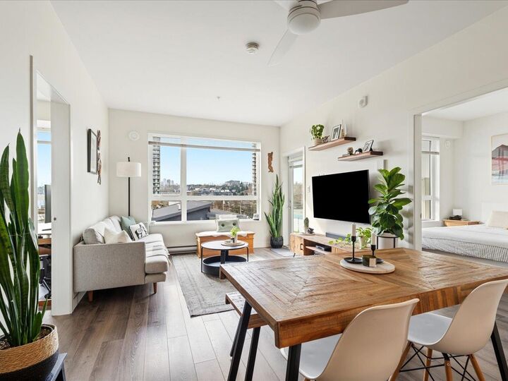 Property Photo: 2188 Madison Avenue 307 BC V5C 0J8