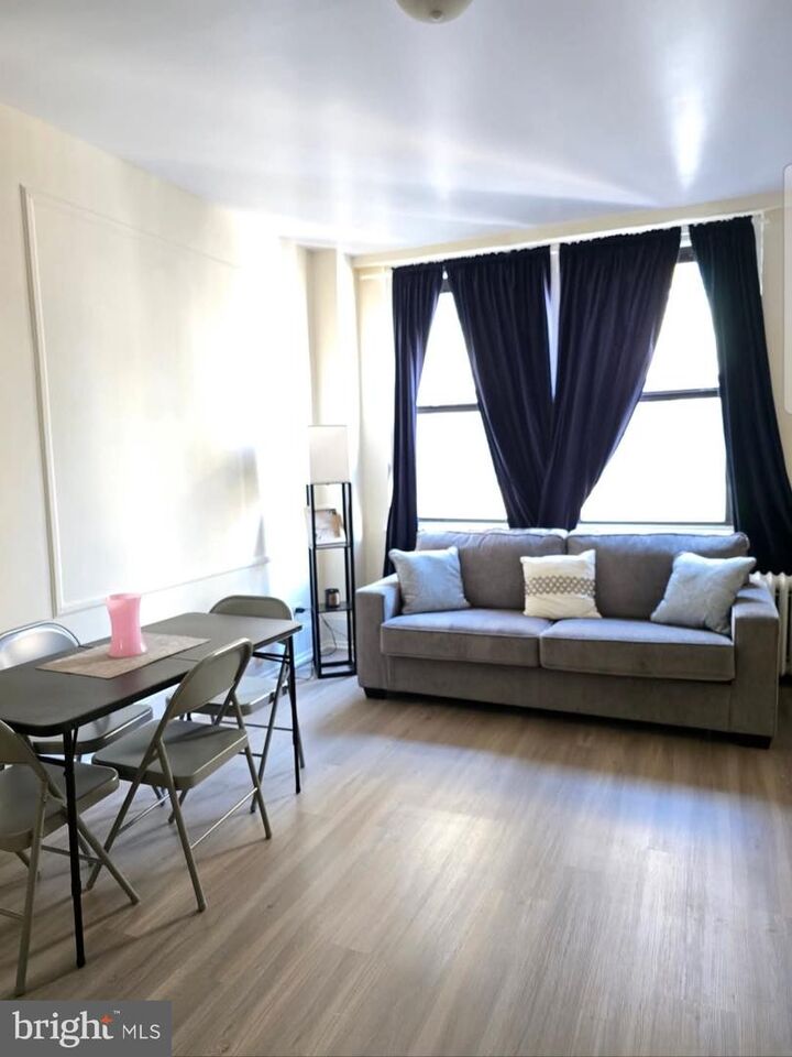 Property Photo: 1324 Locust Street 00 1428 PA 19107