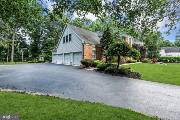 Property Photo:  15 Harmony Ln  NJ 08852 