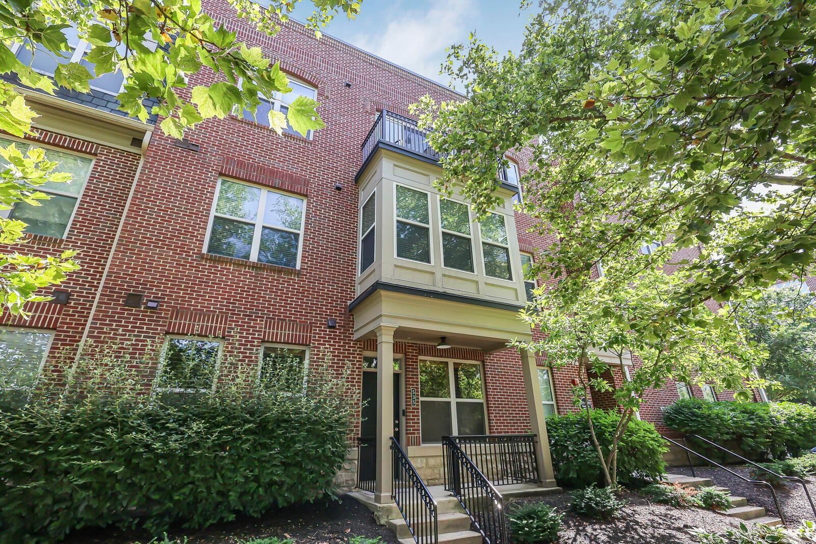 Property Photo:  539 W 1st Avenue  OH 43215 