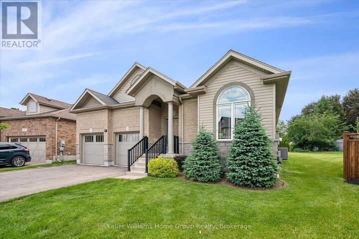 Property Photo: 27 Riley Crescent ON N1M 0C1