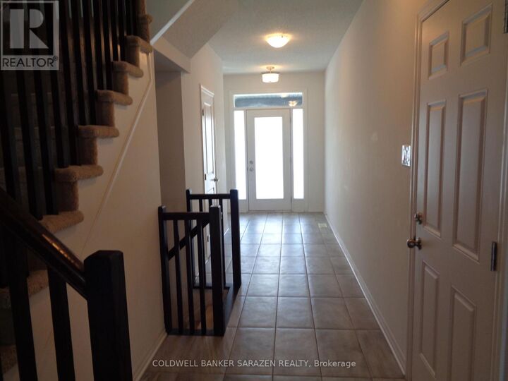 Photo de la propriété: 144 Hawkshaw Crescent South ON K2J 0J6