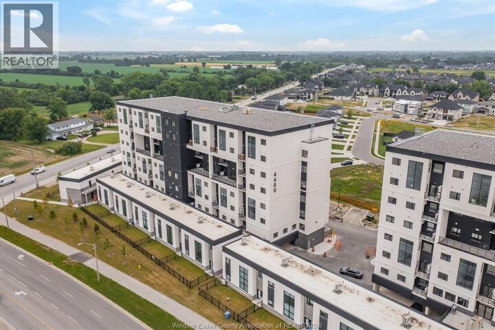 Property Photo:  4400 Laurier Parkway 472  ON N9H 0R1 