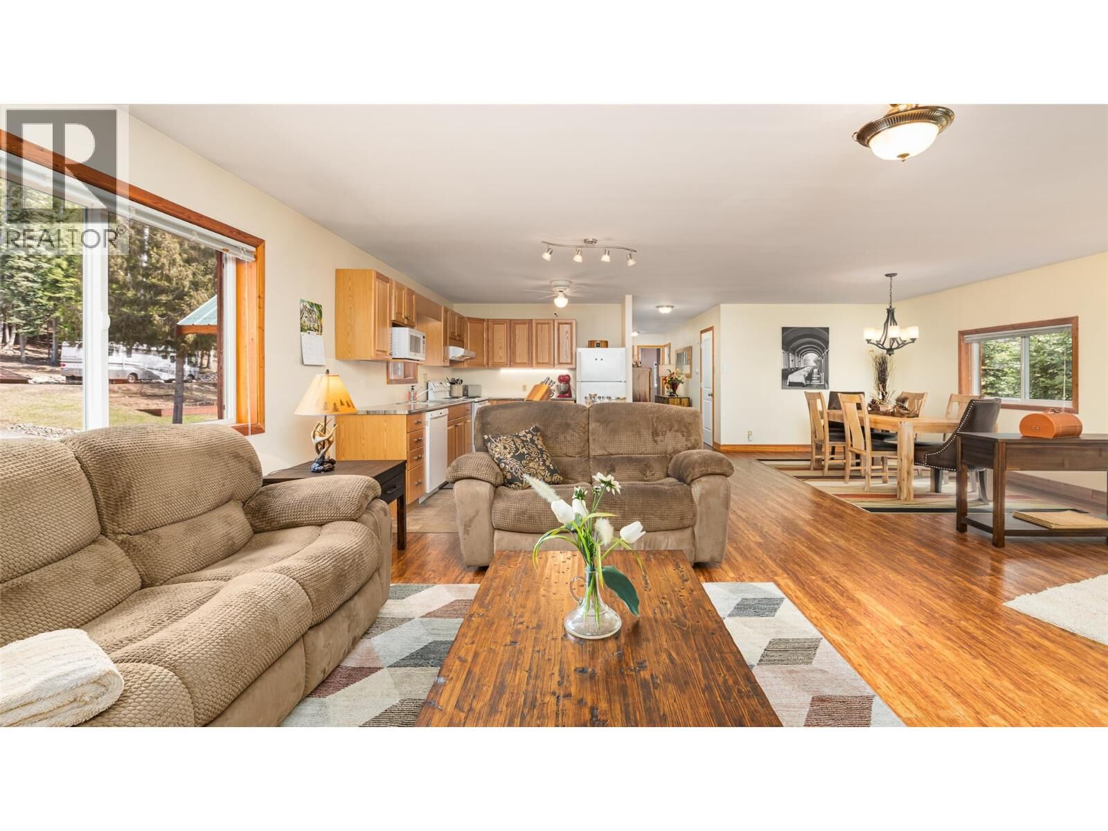 Property Photo: 7470 3 Highway BC V0B 2P0