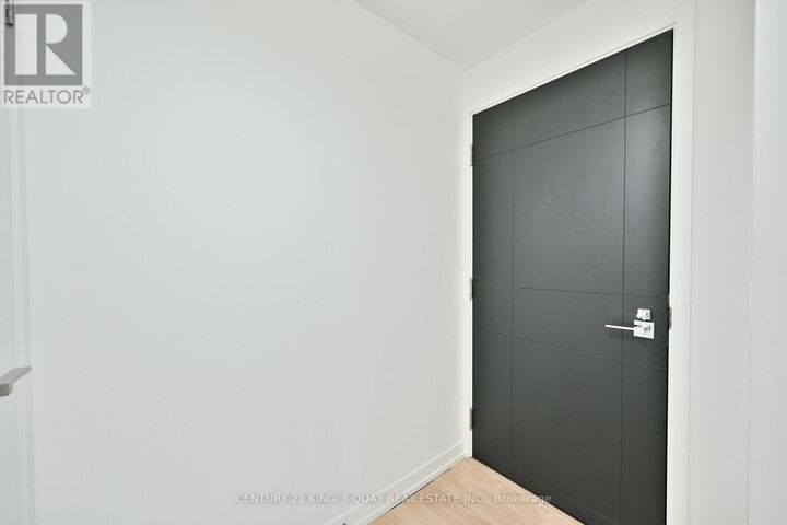 Property Photo:  89 Dunfield Avenue 3106  ON M4S 0A4 