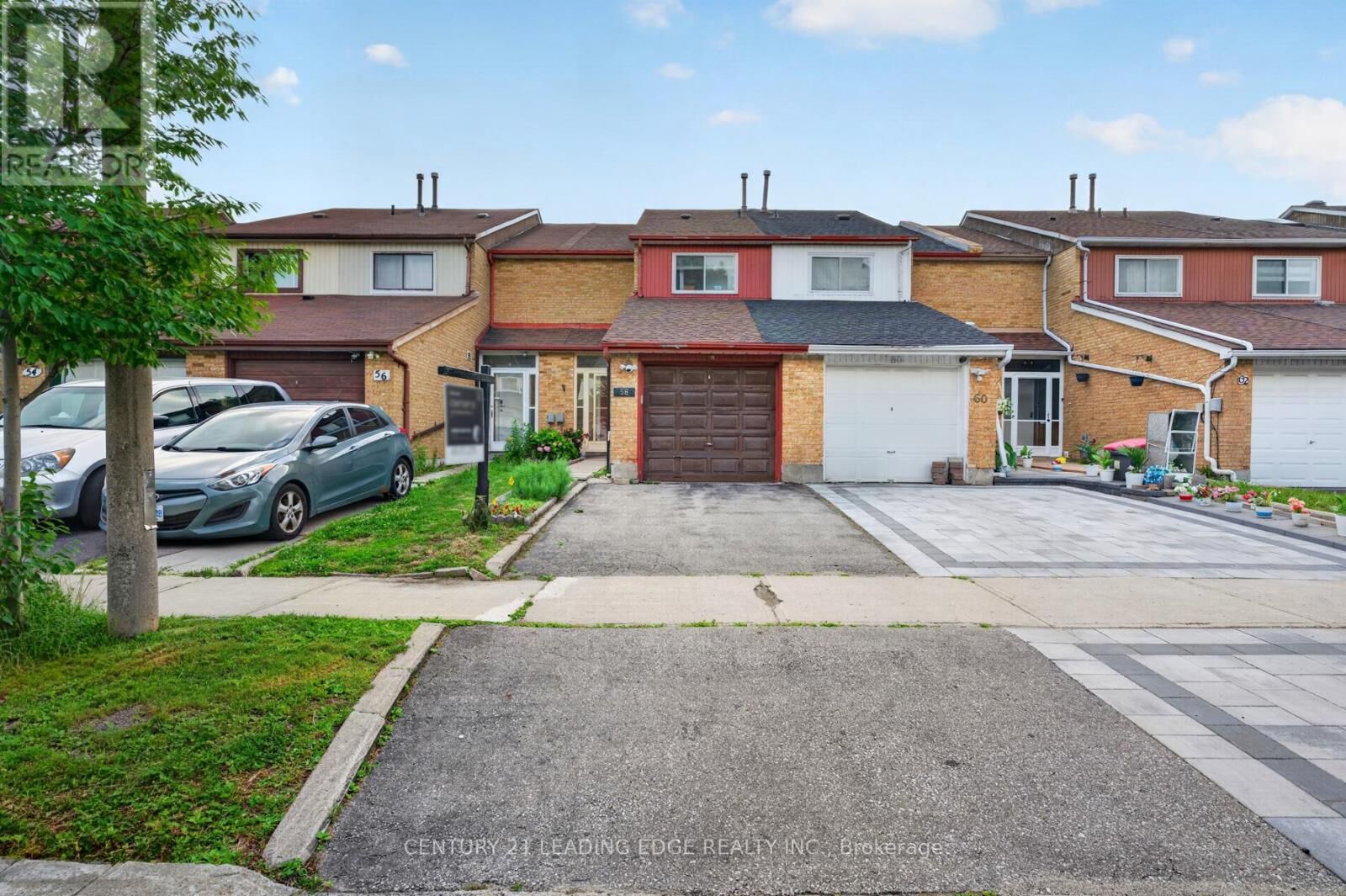 Property Photo: 58 Valdor Drive ON M1V 1R4
