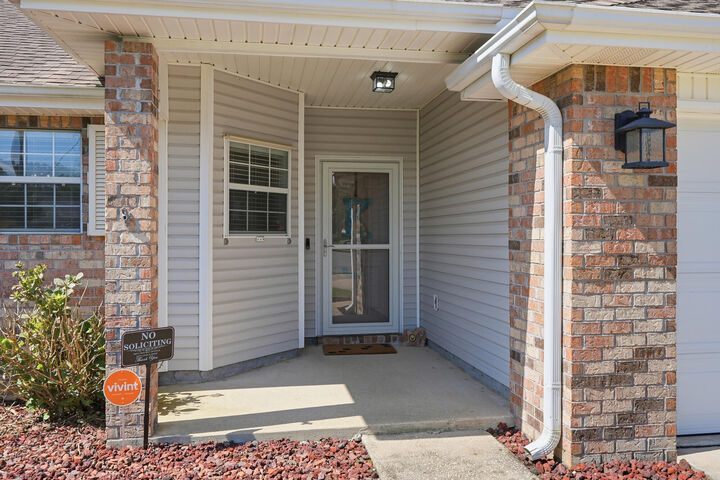 Property Photo:  4761 Connor Drive  FL 32539 