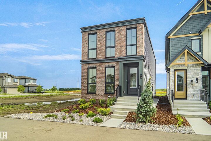Property Photo: 77 Sienna Boulevard AB T8L 0Z1