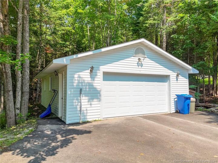 Photo de la propriété:  100 Rockwood Way  NB E3A 6X4 