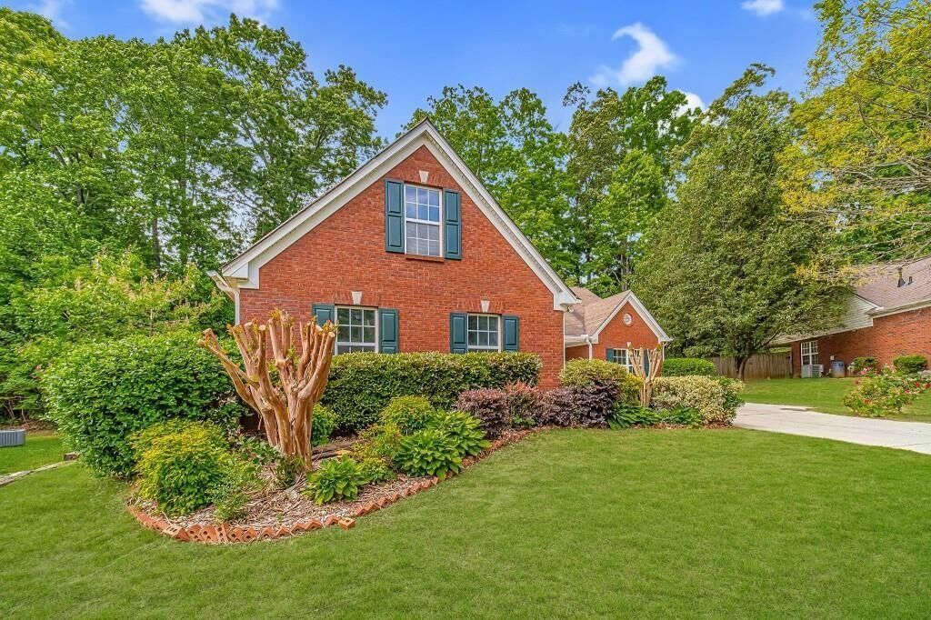 Property Photo: 406 Mattie Farm Court GA 30045